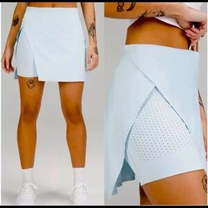 NWT Rare lululemon side slit tennis skirt size 8